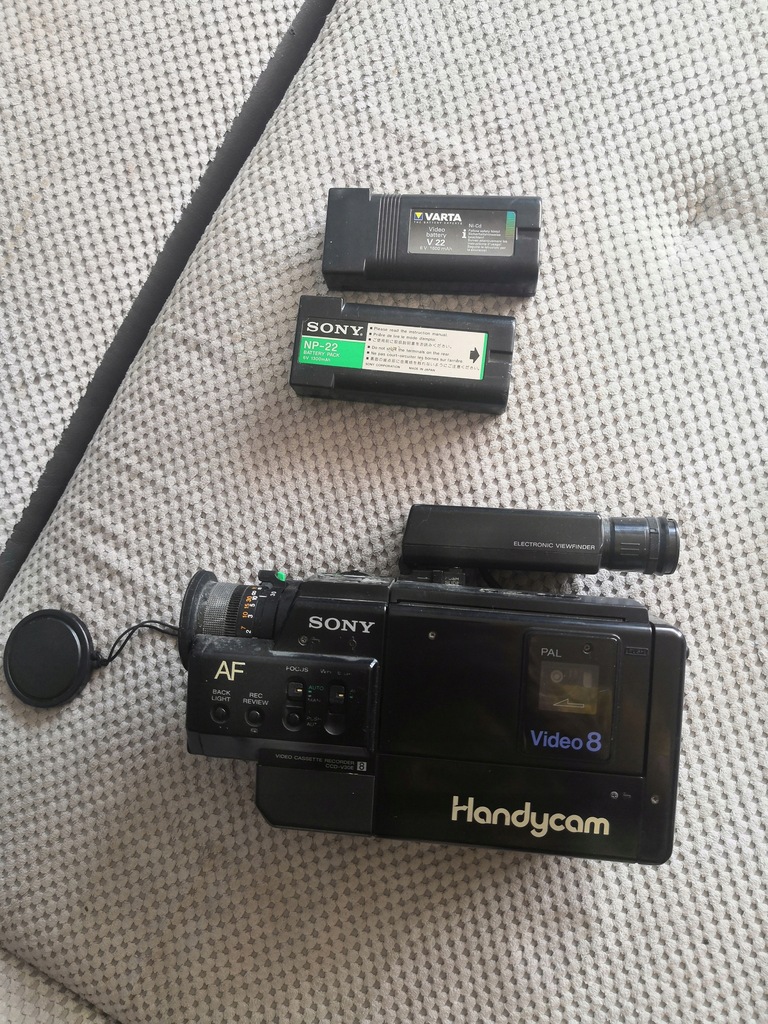 Kamera SONY CCD-V30E VIDEO 8 plus Akumulatory