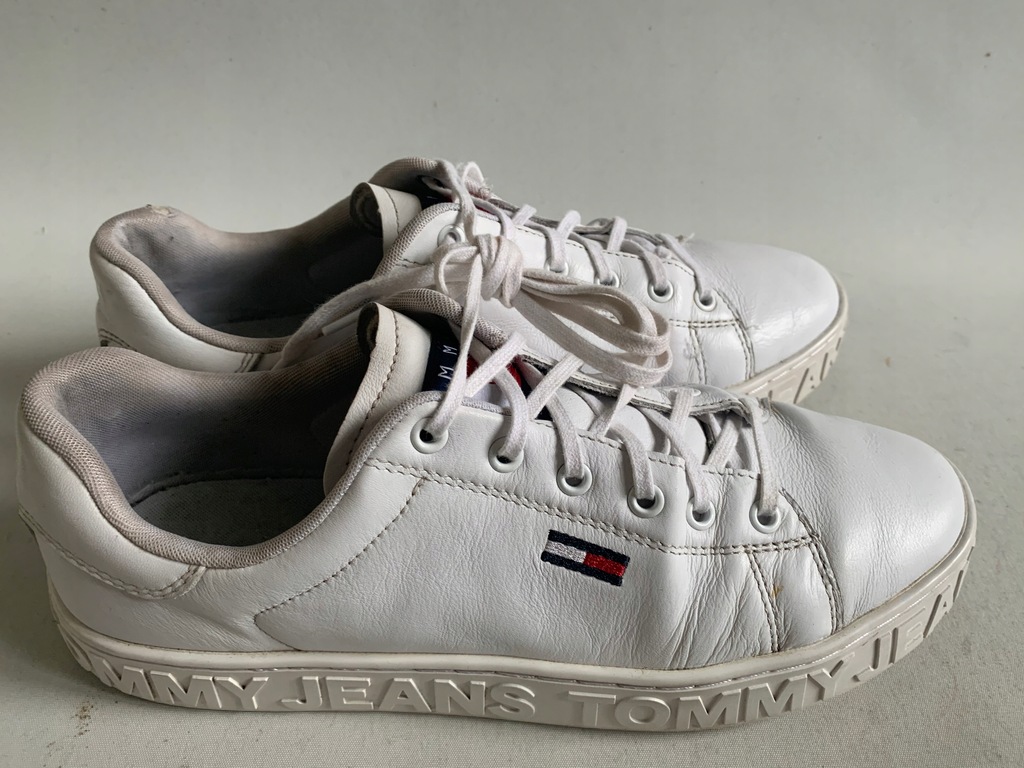 TOMMY HILFIGER COOL TOMMY SNAKERS 40