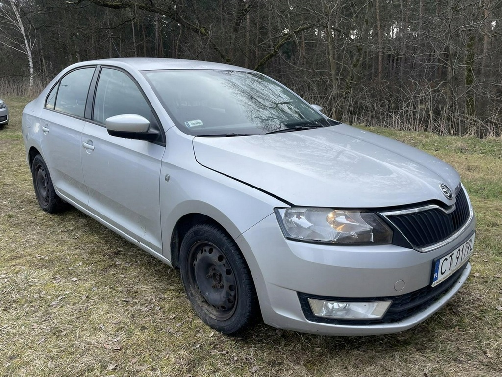 Škoda RAPID Skoda RAPID - 14330478996 - oficjalne archiwum Allegro