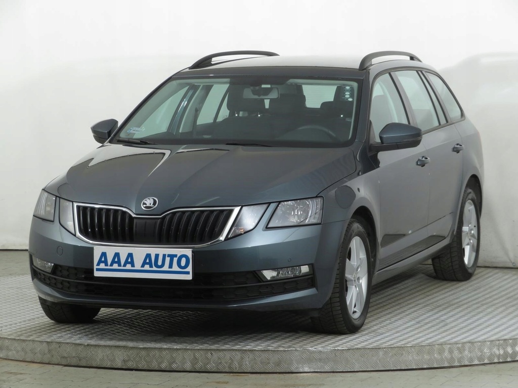 Купить Skoda Octavia 1.5 TSI, Салон Польша: отзывы, фото, характеристики в интерне-магазине Aredi.ru