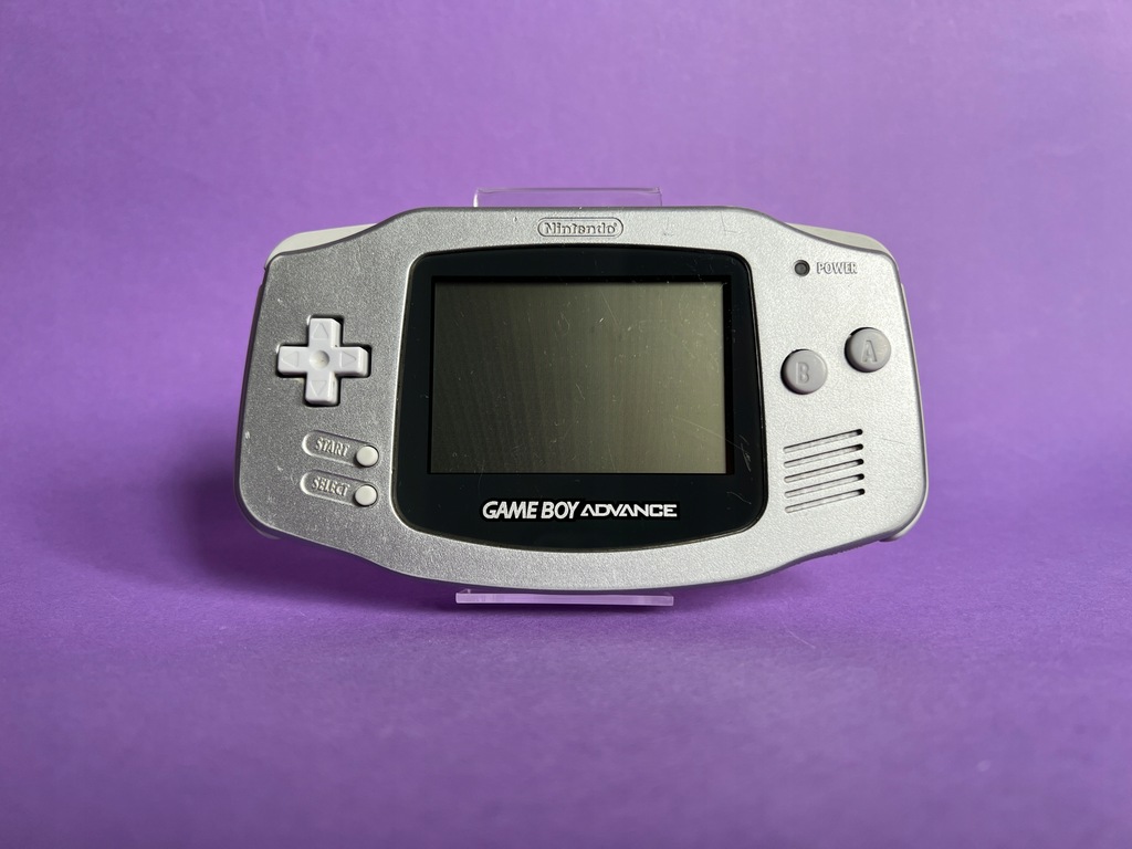 Nintendo Game Boy Advance Srebrny