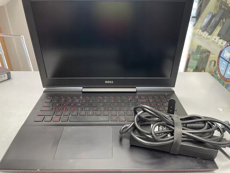 LAPTOP DELL INSPIRON P65F