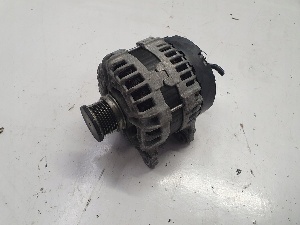 AUDI A4 B8 A6 C7 ALTERNATOR 2.0TDI 04L903017E 9299760102 oficjalne