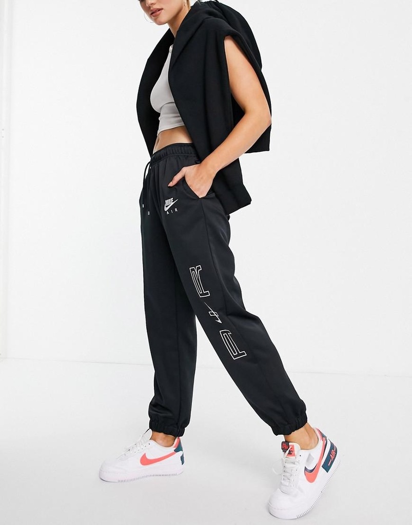 DRESY SATYNOWE NIKE S