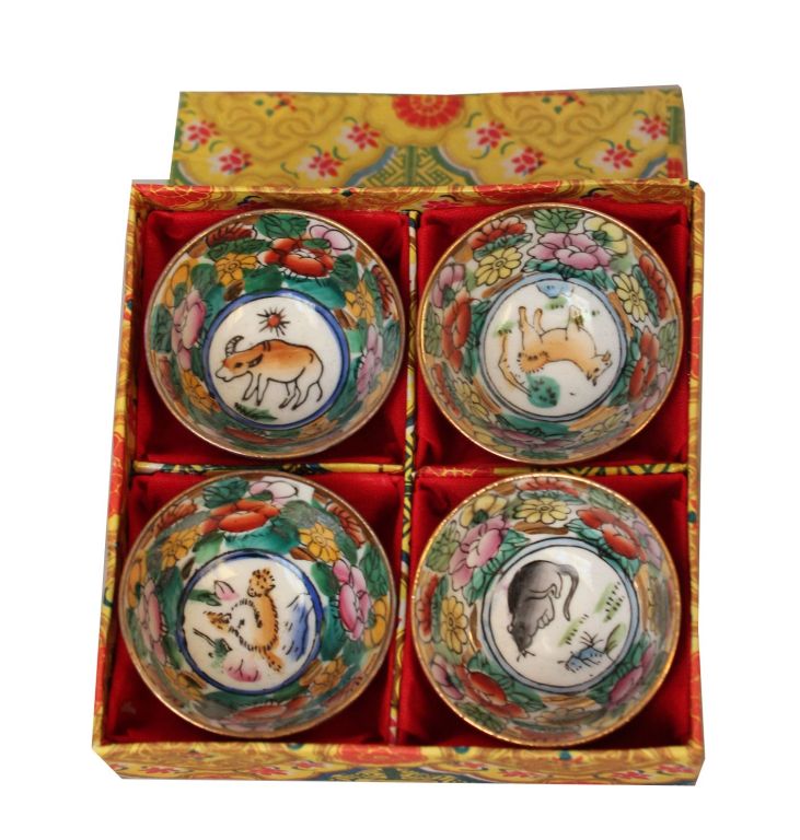 4 czarki chińskie ceramiczne znaki zodiaku pudełko