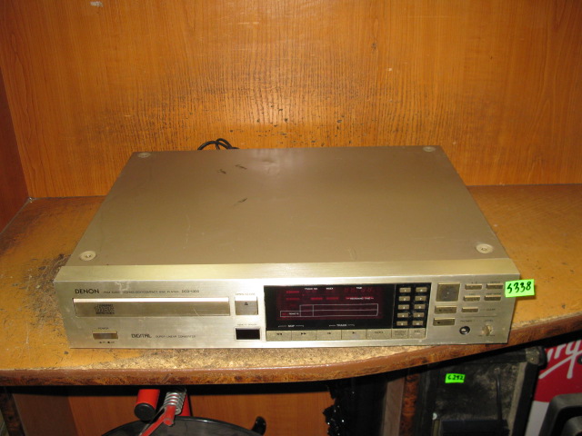 ODTWARZACZ CD DENON DCD-1300 - NR S338