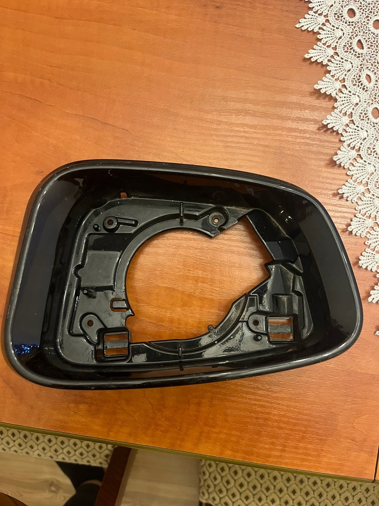 BMW G11 Obudowa Lusterka Lewa C0181101U6680