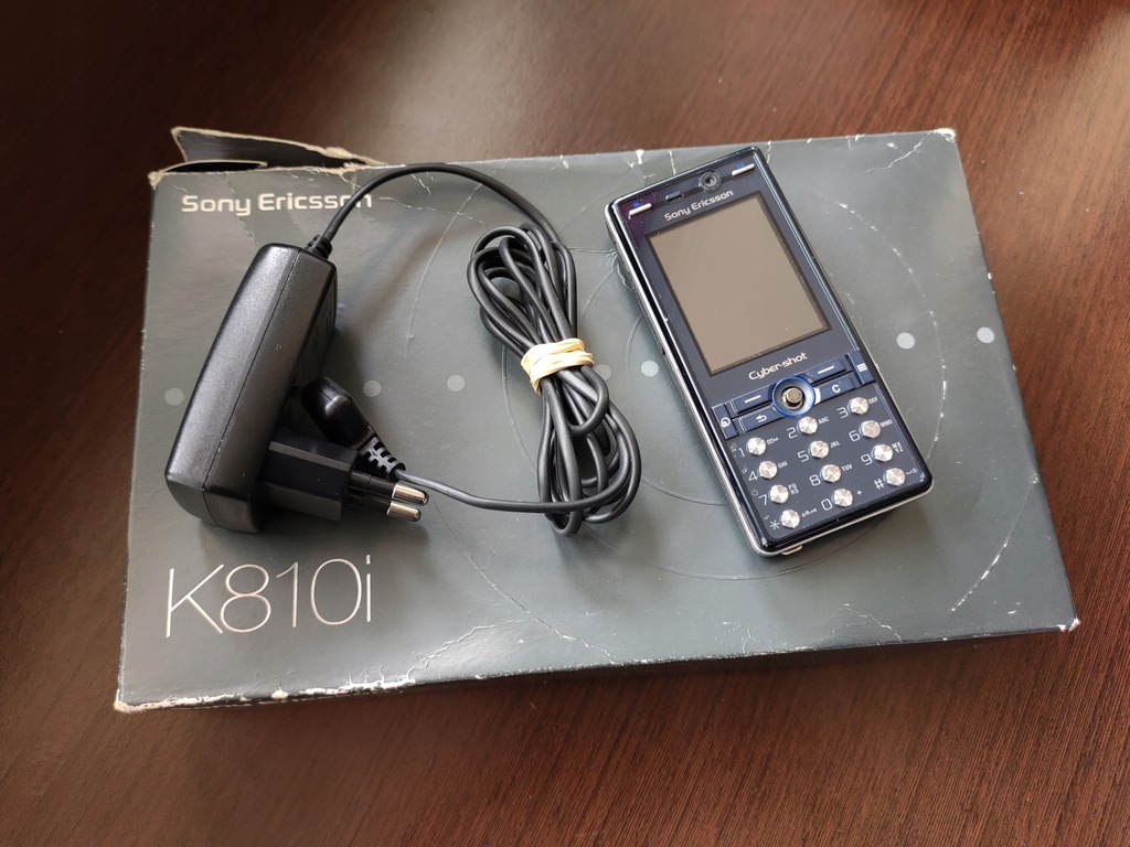 Купить Sony Ericsson K810i без симлока, хороший, с дефектом: отзывы, фото, характеристики в интерне-магазине Aredi.ru