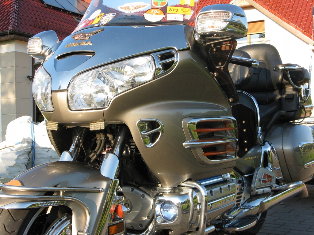 Motocykl Honda Gold Wing GL 1800 z przyczepą 7822230140