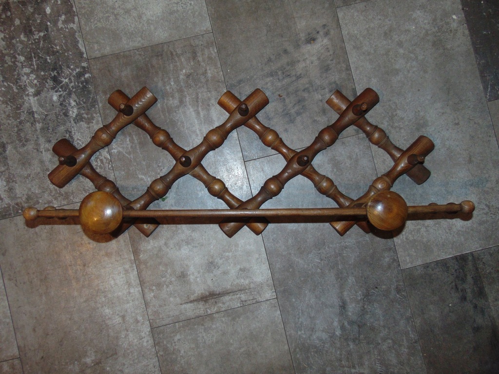 Drewniany wieszak,vintage z lat 70