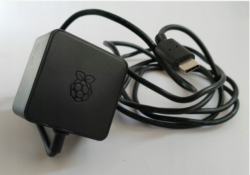 Zasilacz Ładowarka USB-C PD 5.1V 3A 15.3W Raspberry Pi czarna