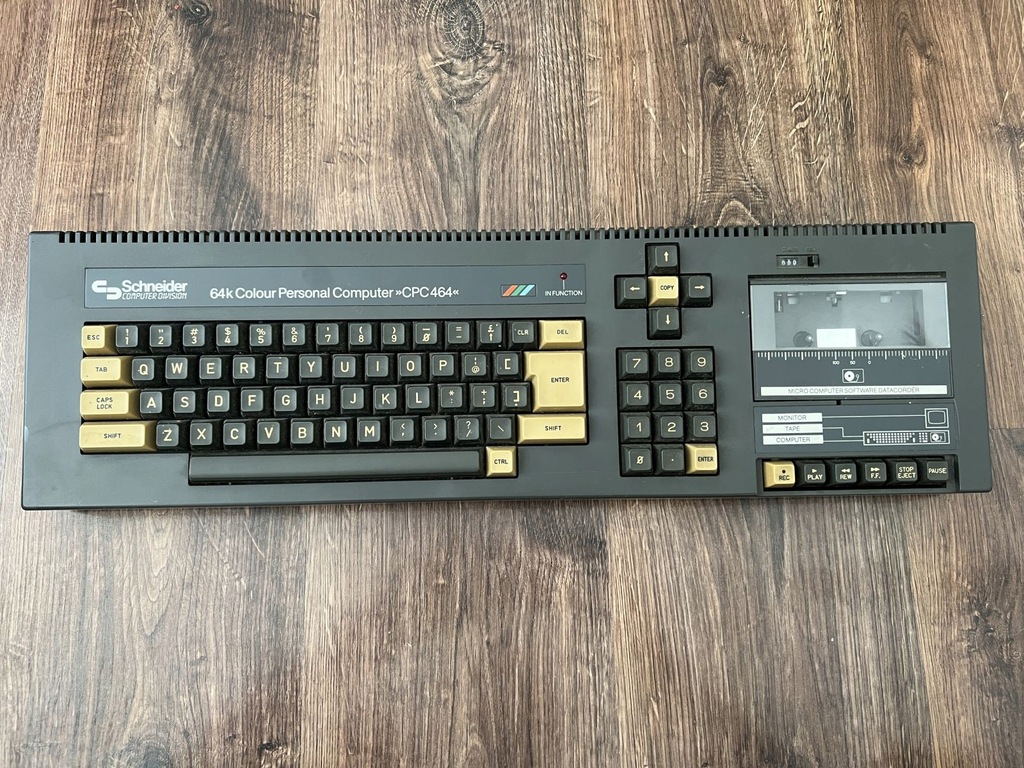 Komputer AMSTRAD/SCHNEIDER CPC 464