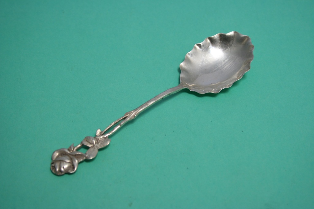 Piekna stara srebrna lyzka do cukru Srebro pr.800