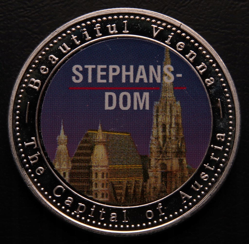 UGANDA 2000 SHILLINGS 2005 STEPHANS-DOM