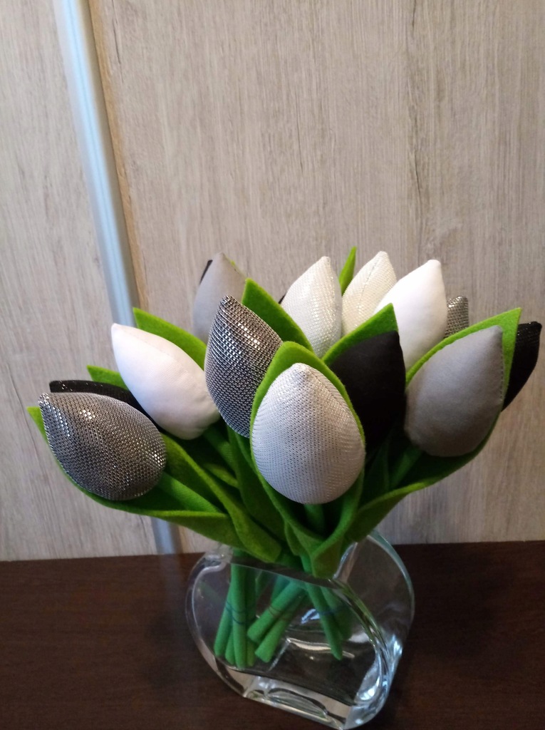 Tulipany szyte BUKIET 14szt biały czarny szary
