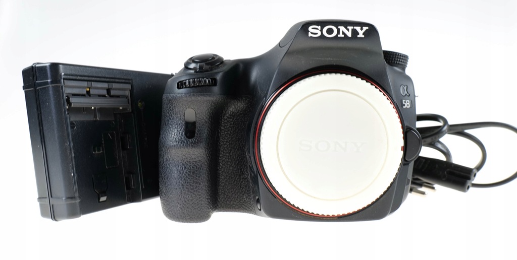 SONY SLT-A58 Body - 17555 zdj. + 18-55mm f3.5-5.6 SAM II