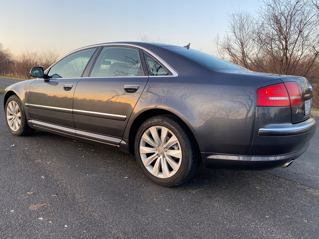 AUDI A8 (4E2, 4E8) 3.0 TDI quattro 233 KM
