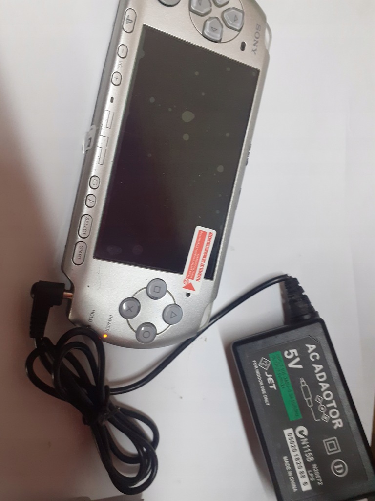 ŁADOWARKA ADAoTOR 5 V -DO SONY PSP--