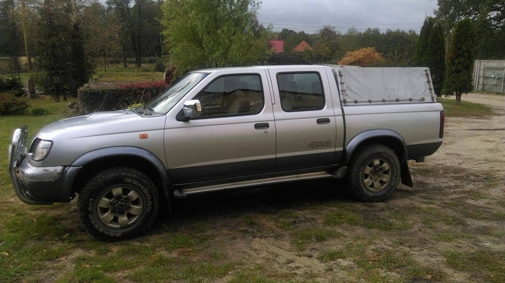 Nissan Navara 2.5 TDI 7043011479 oficjalne archiwum