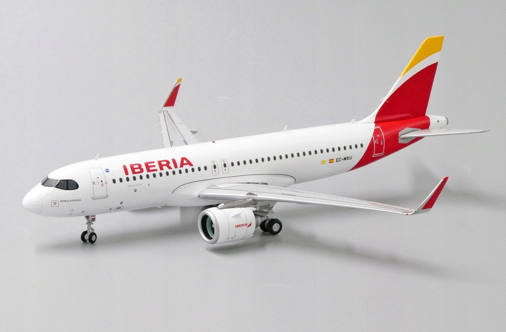 Купить Модель самолета Airbus A320neo Iberia 1:200: отзывы, фото, характеристики в интерне-магазине Aredi.ru