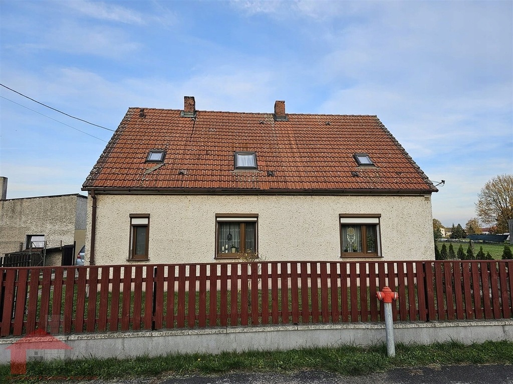 Dom, Gąsiorowice, Jemielnica (gm.), 160 m²