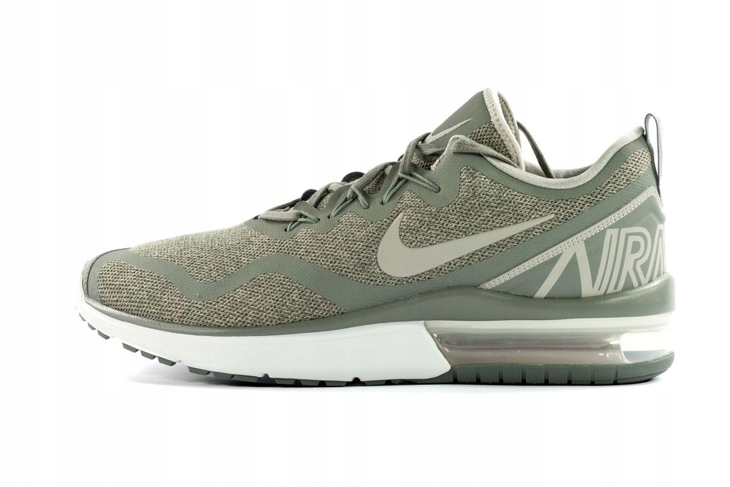 aa5739 nike