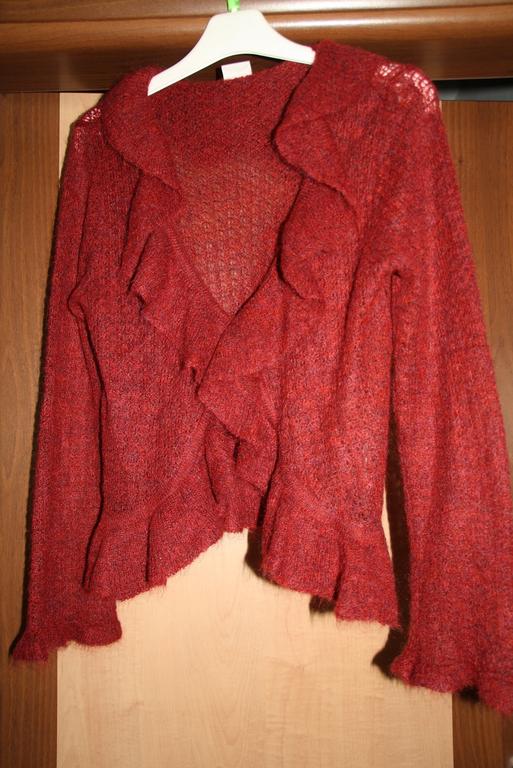 Sweterek sweter z falbanką rozmiar M czerwony
