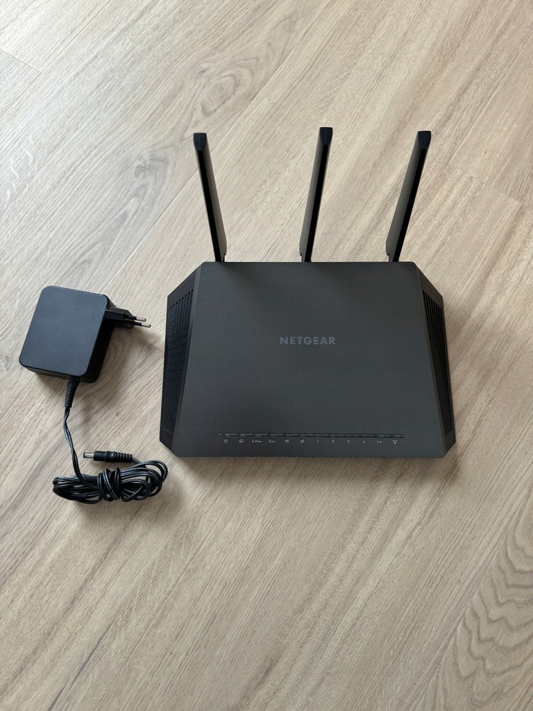 Router Netgear AC1900 R7000 Nighthawk