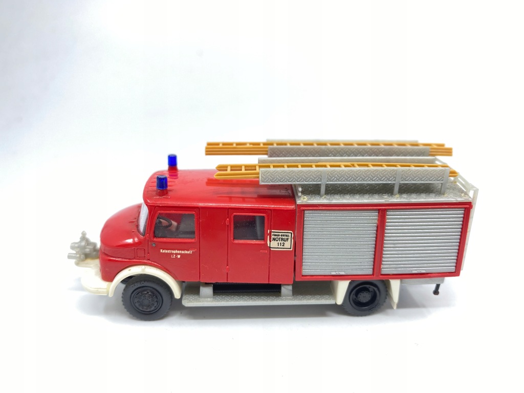 Mercedes Straż pożarna Preiser H0 1:87
