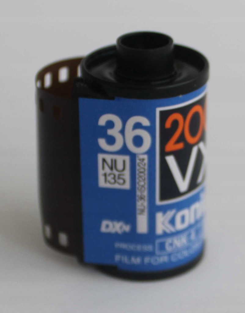 Konica Minolta VX 200 36/135 film po terminie