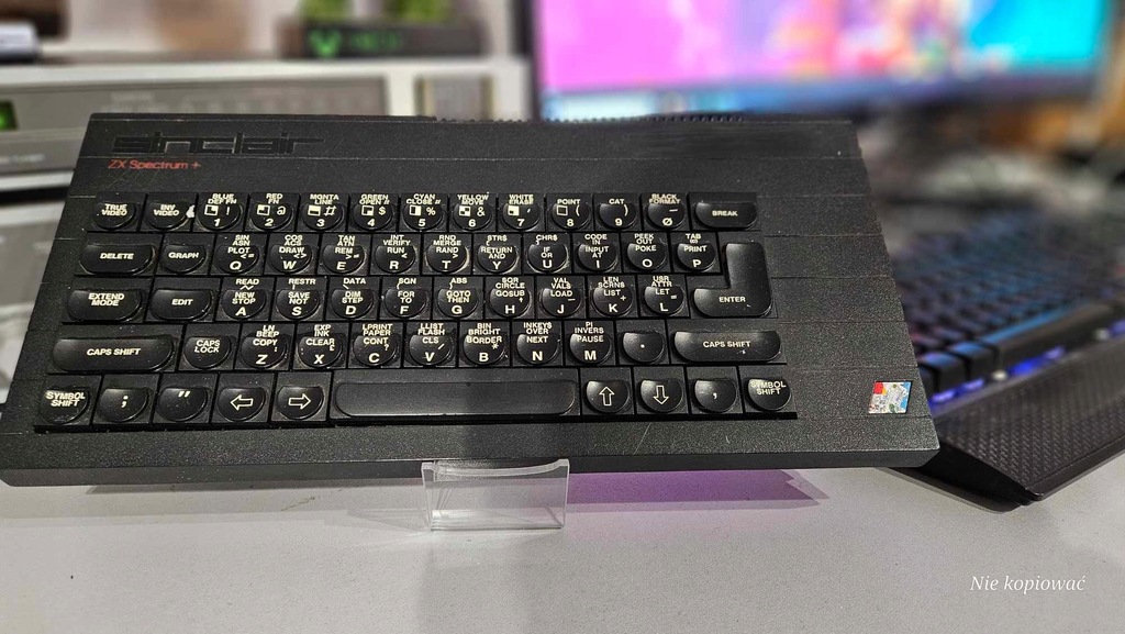 Retro Komputer ZX Spectrum + stary