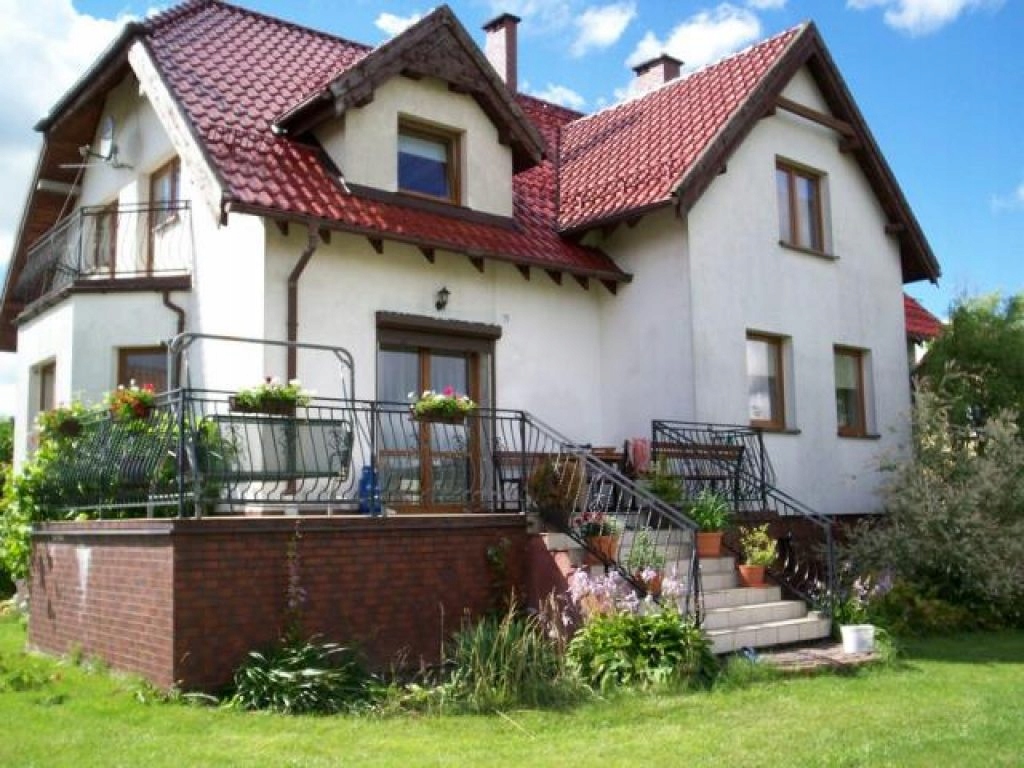 Dom, Kętrzyn (gm.), Kętrzyński (pow.), 215 m²