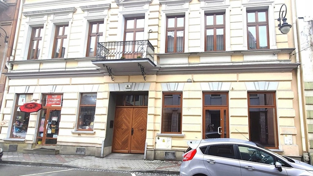 Komercyjne, Nowy Sącz, Centrum, 121 m²