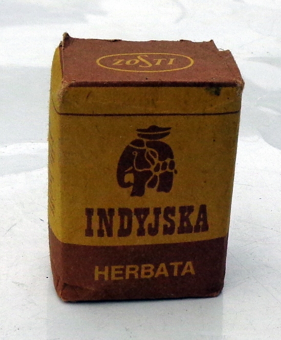 ZOSTI PHS W-wa - Herbata Indyjska -paczka z PRL-u.