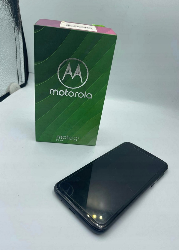 Smartfon Motorola Moto G7 Play 2 GB / 32 GB czarny