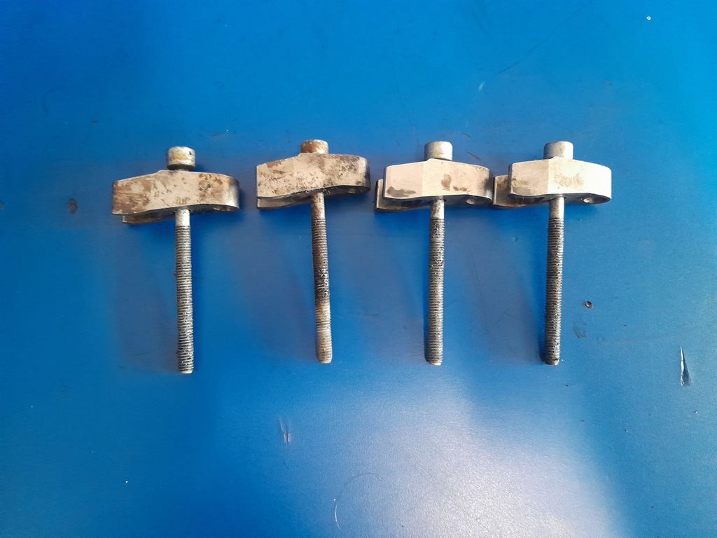 STOPKA WTRYSKIWACZA JEEP GRAND CHEROKEE 2.7 CRD 665.921