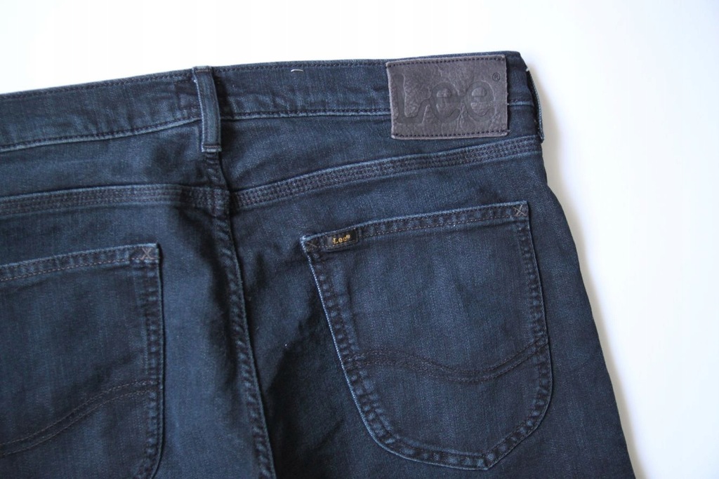 LEE LUKE__W33 L32 SLIM TAPERED JEANS MODNE__33/32