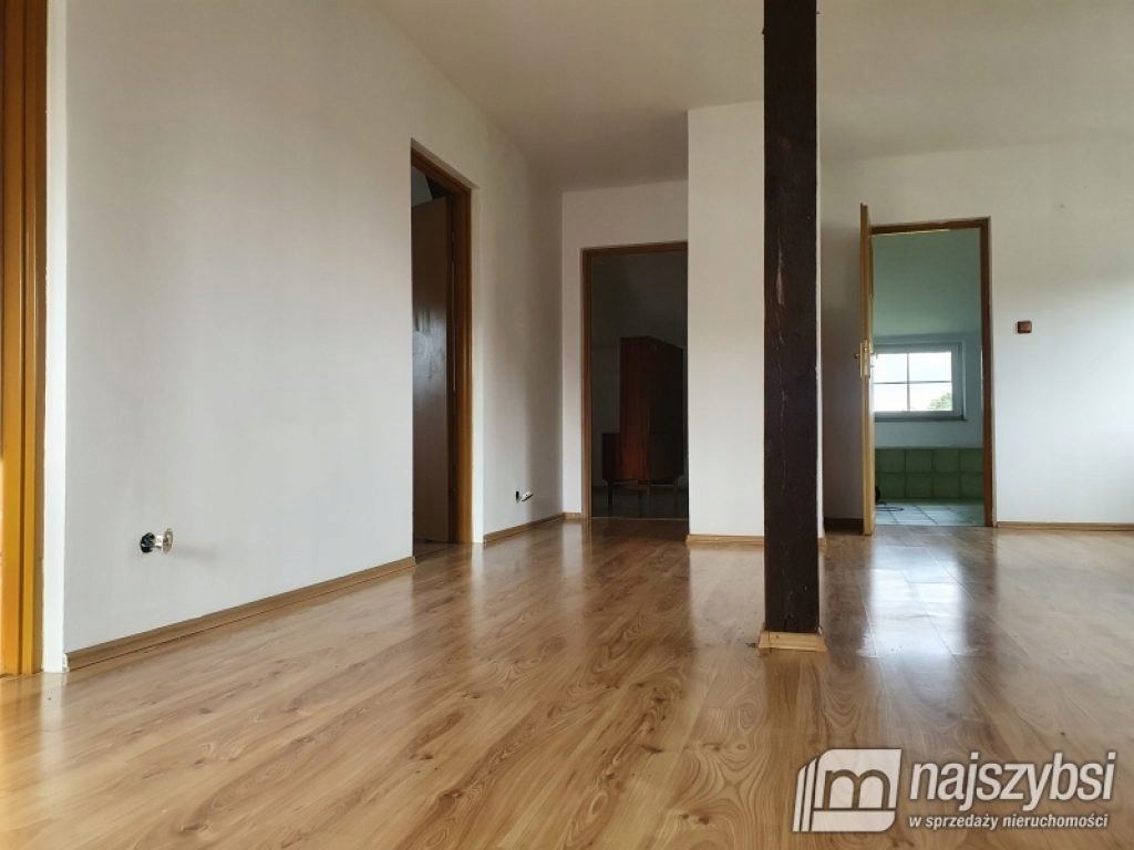 Dom, Kołobrzeg, Kołobrzeski (pow.), 180 m²