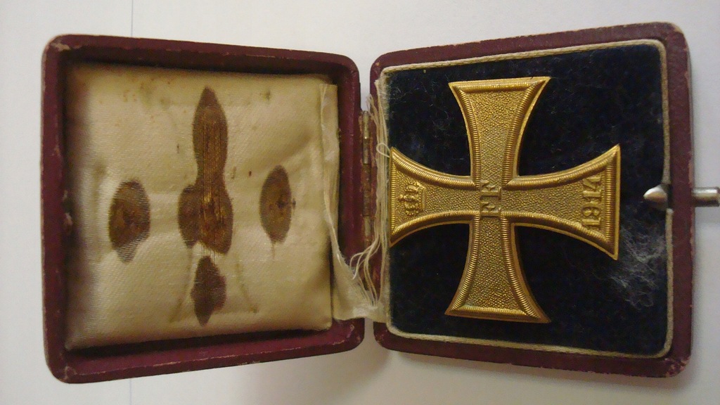 Krzyż żelazny FF Meklemburgia 1914 + pudełko