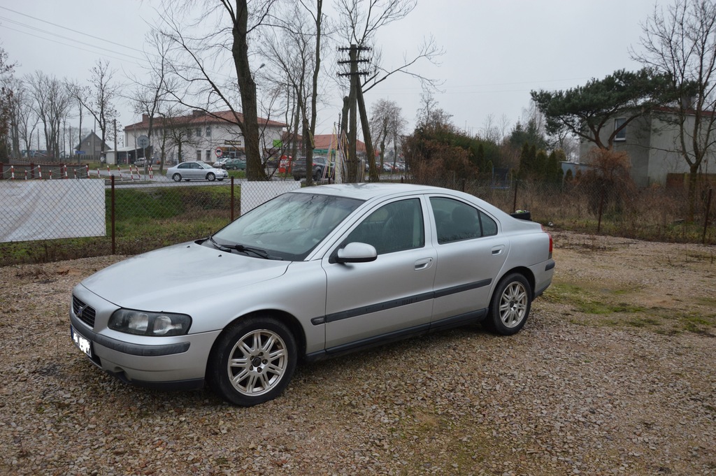 Купить VOLVO S60 2.4 D 163 л.с. Седан Скорый Opony2x Посмотреть: отзывы, фото, характеристики в интерне-магазине Aredi.ru