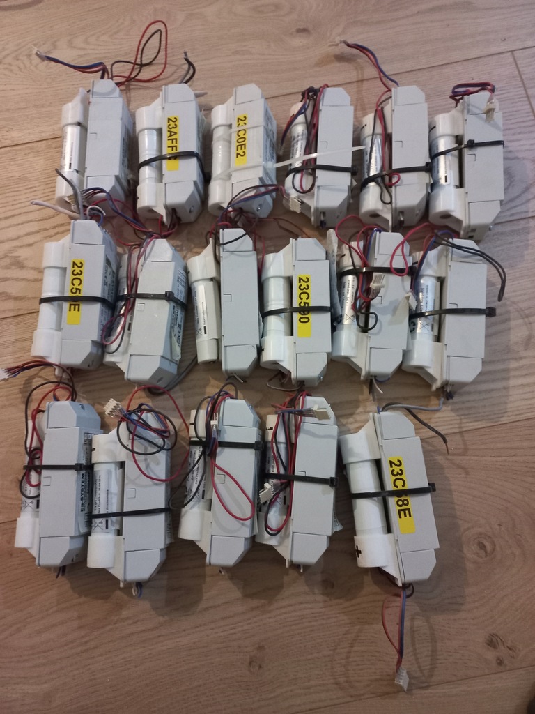 Moduł awaryjny cti2 led es-system 17sztuk akumulator 2.4v 4000mah zasilanie