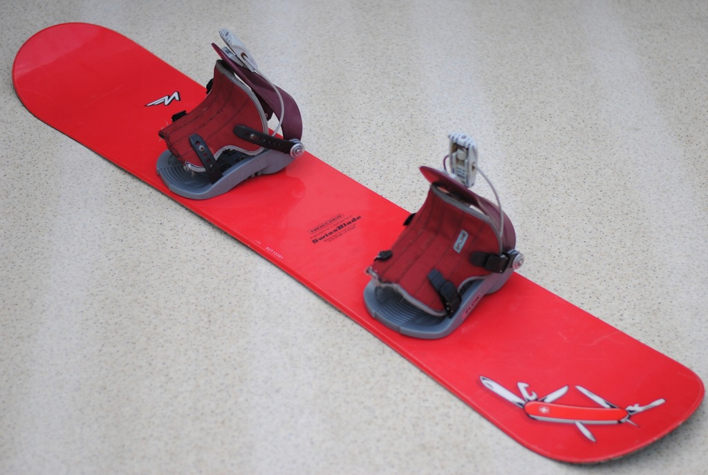 DESKA SNOWBOARDOWA NIDECKER 156 CM +WIĄZANIA FLOW