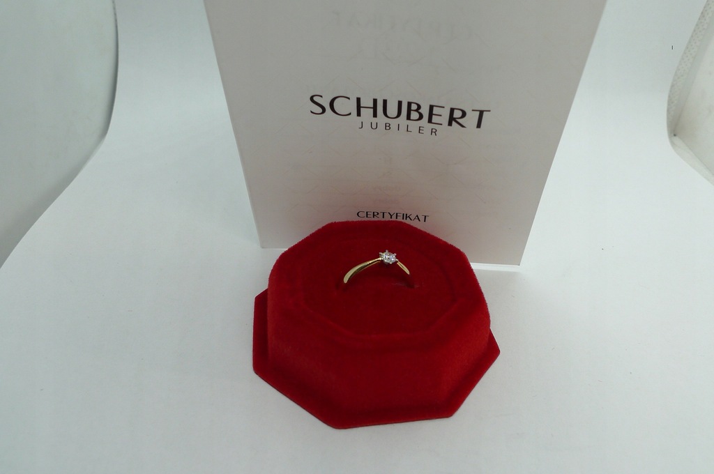 Złoty pierścionek zaręczynowy z Brylantem SCHUBERT