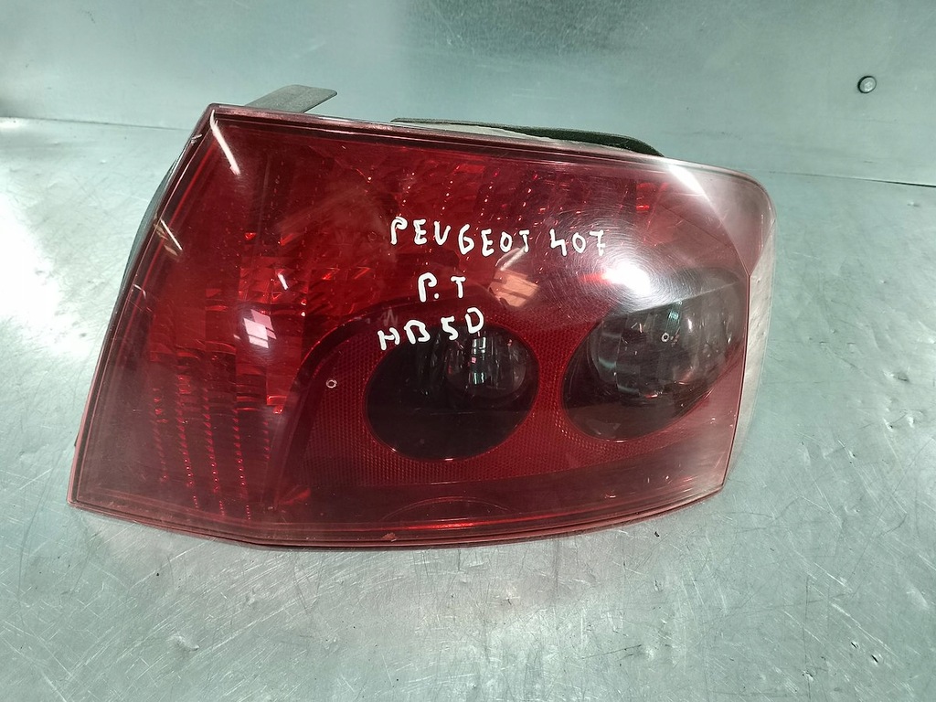 LAMPA TYLNA PRAWA PEUGEOT 407 SEDAN - 12791121869 - oficjalne archiwum ...