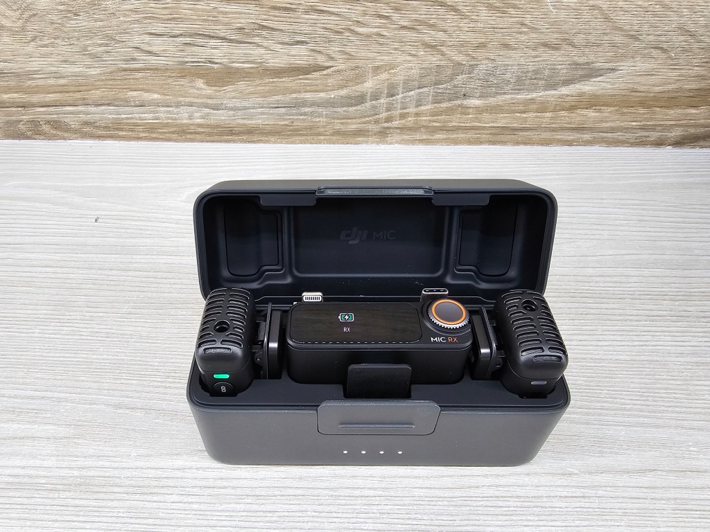 Zestaw bezprzewodowy DJI Mic 2 (2 TX + 1 RX + etui ładujące)