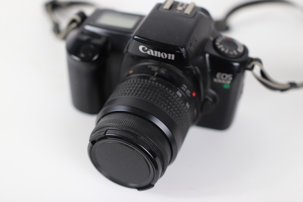 Aparat Canon EOS 1000 F N Sprawny Body + Obiektyw + GRATIS Obiektyw Cosinus