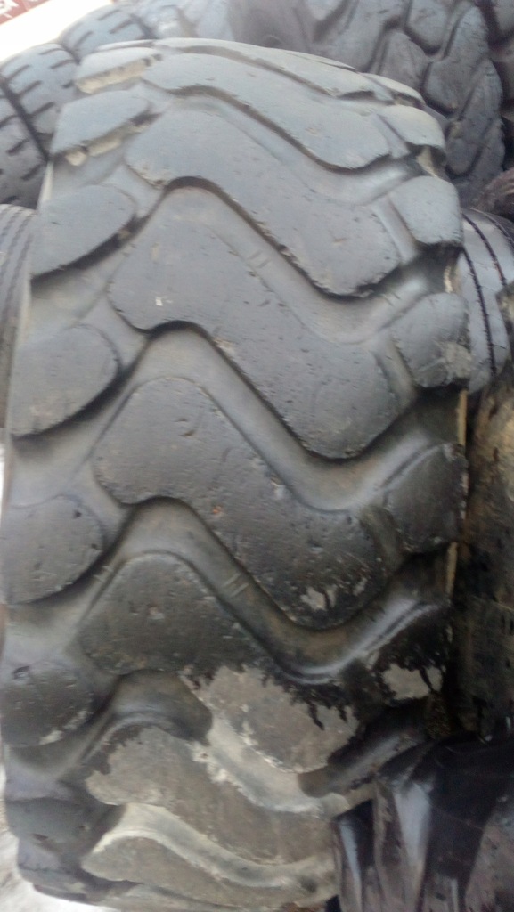 Opona 20,5R25 20.5R25 20,5-25 MICHELIN XAH2