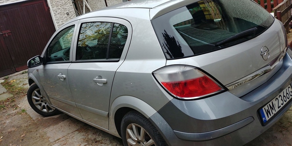 Samochody Osobowe Opel Astra H Sport 1 9 Cdti 8400846261 Oficjalne Archiwum Allegro