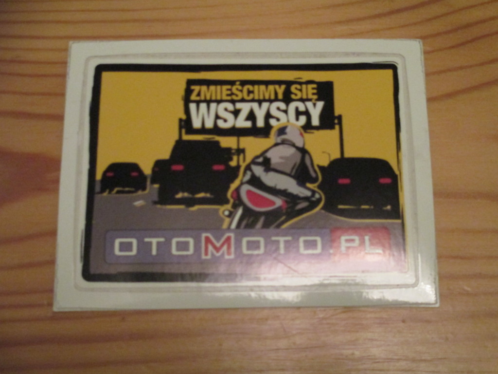 NAKLEJKA ZMIEŚCIMY SIĘ WSZYSCY OTOMOTO.PL