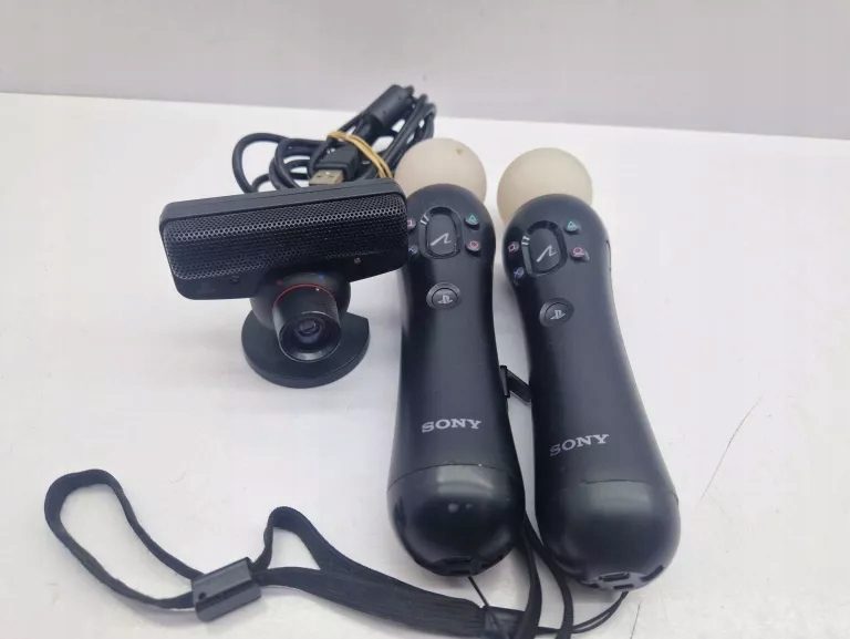 2X PS MOVE CECH-ZCM1E + KAMERA